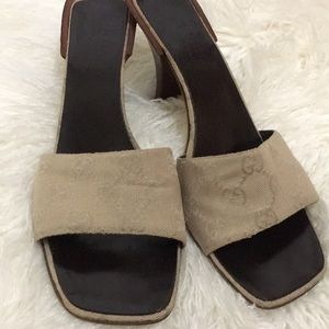 AUTHENTIC GUCCI sandal